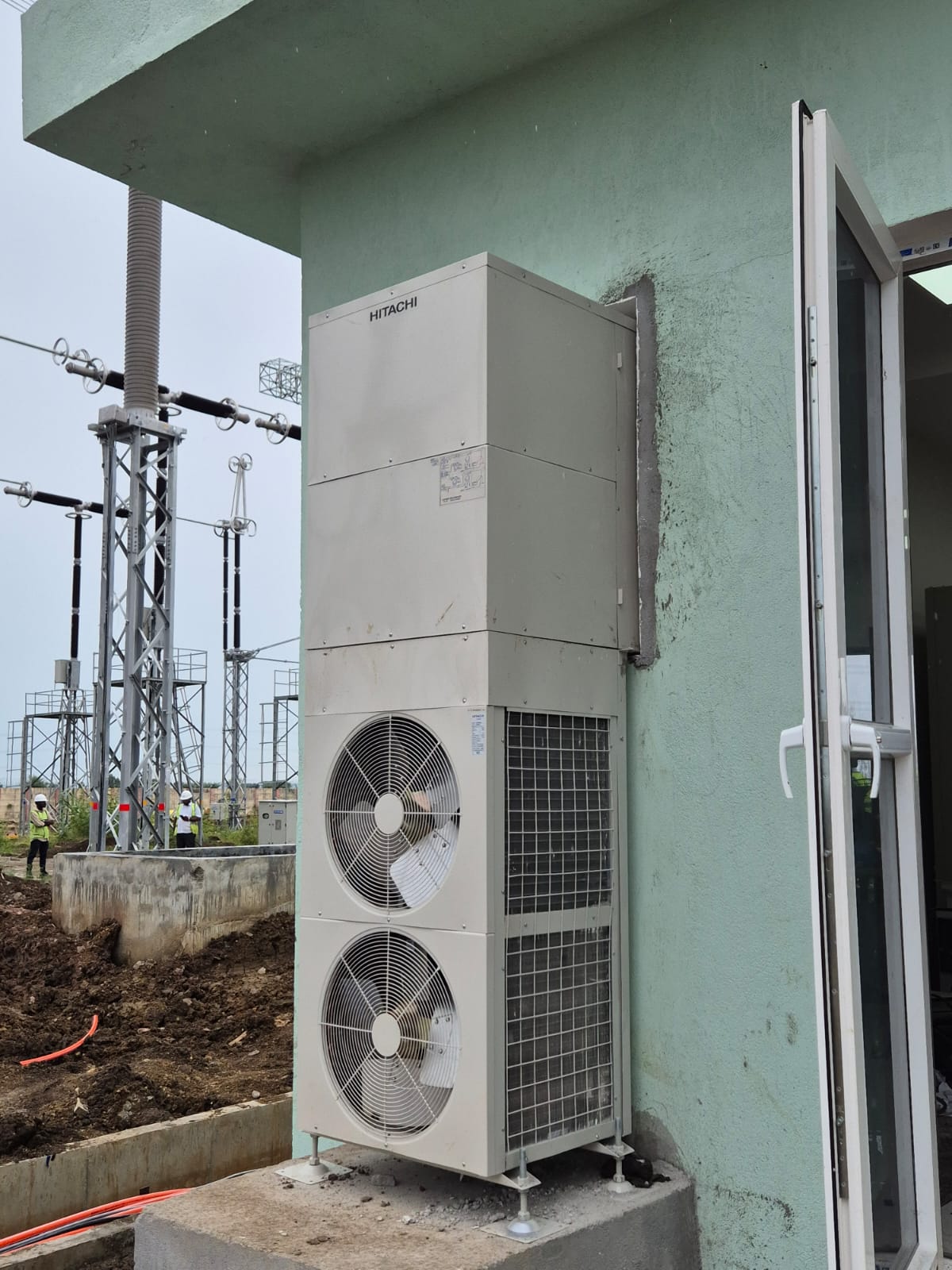 WhatsApp Image 2025-10-11 at 15.40.28